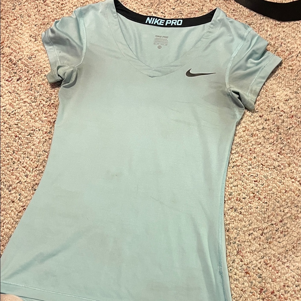 Nike Pro Women's Sky Blue Short Sleeve Tee